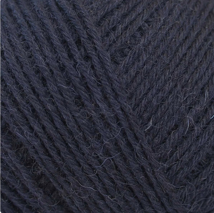Baa Ram Ewe - Skipper 5-ply Guernsey - Portland Navy