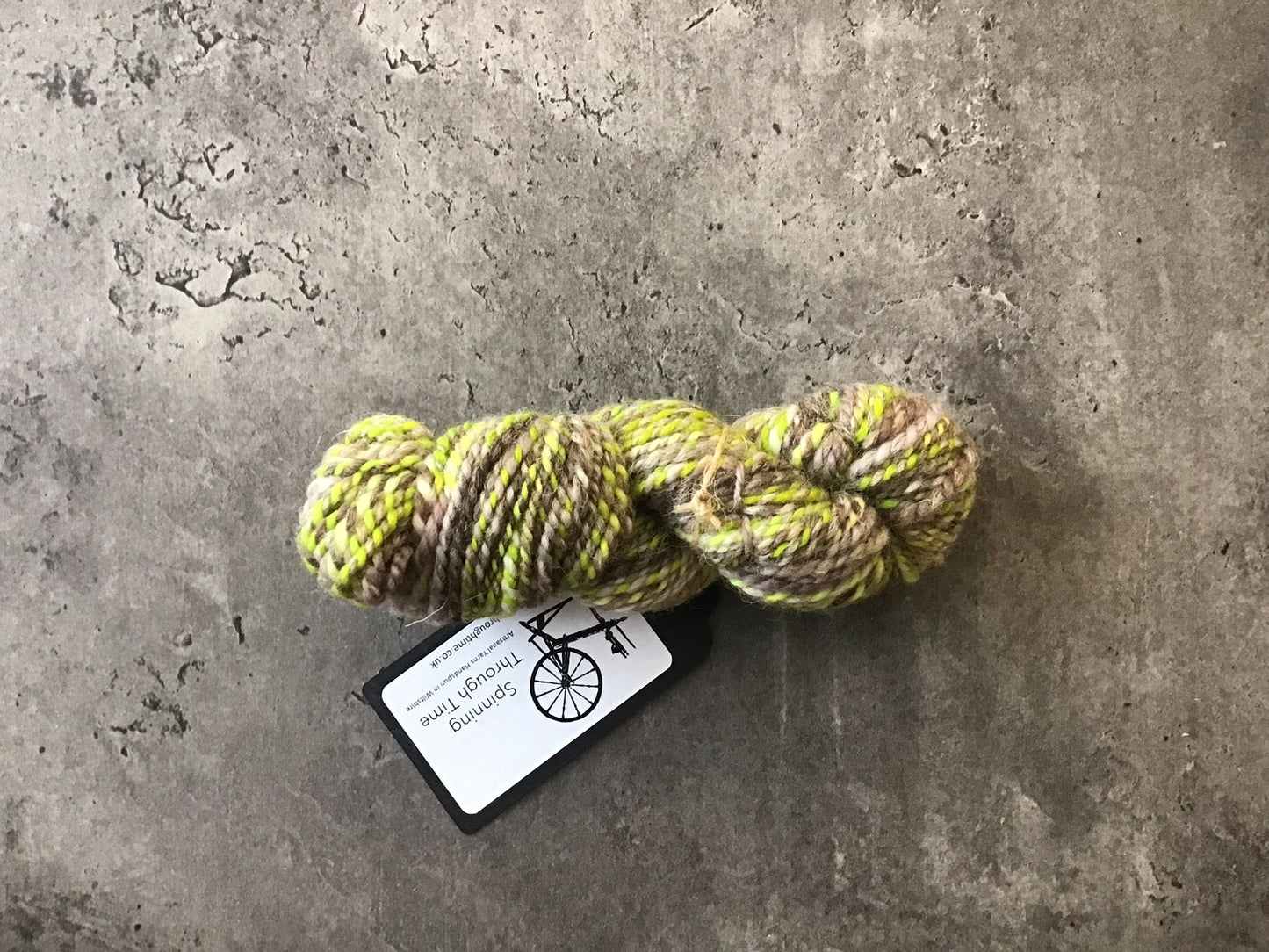 Spinning Through Time - Dash of Lime - 50% Shetland wool 50% Hand Dyed Polwarth - 30g