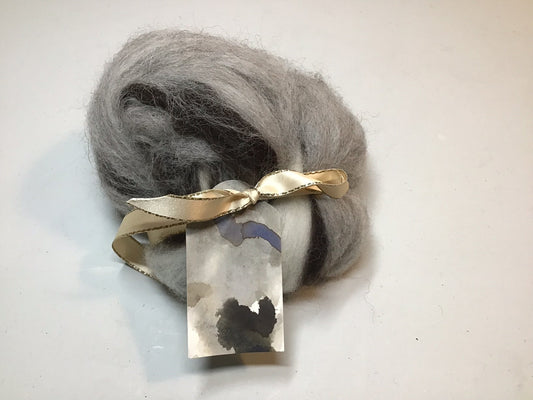 Auspicious Stitch - Wild Isles Batt for Spinning - Cheviot and Shetland wools - 60g