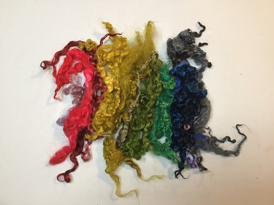 Auspicious Stitch - Hand dyed curly wool locks - 30g